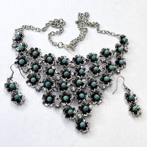 Silver Turquoise Rhinestone Flower Bib Necklace